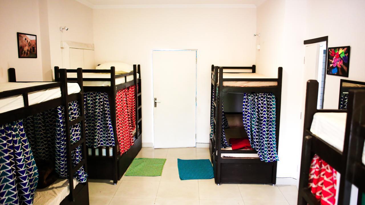 ניו דלהי Roots Hostel מראה חיצוני תמונה