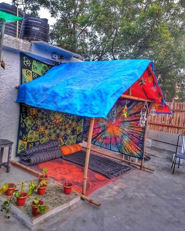 ניו דלהי Roots Hostel מראה חיצוני תמונה