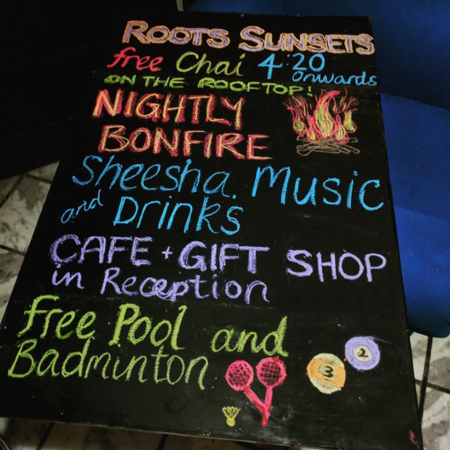 ניו דלהי Roots Hostel מראה חיצוני תמונה
